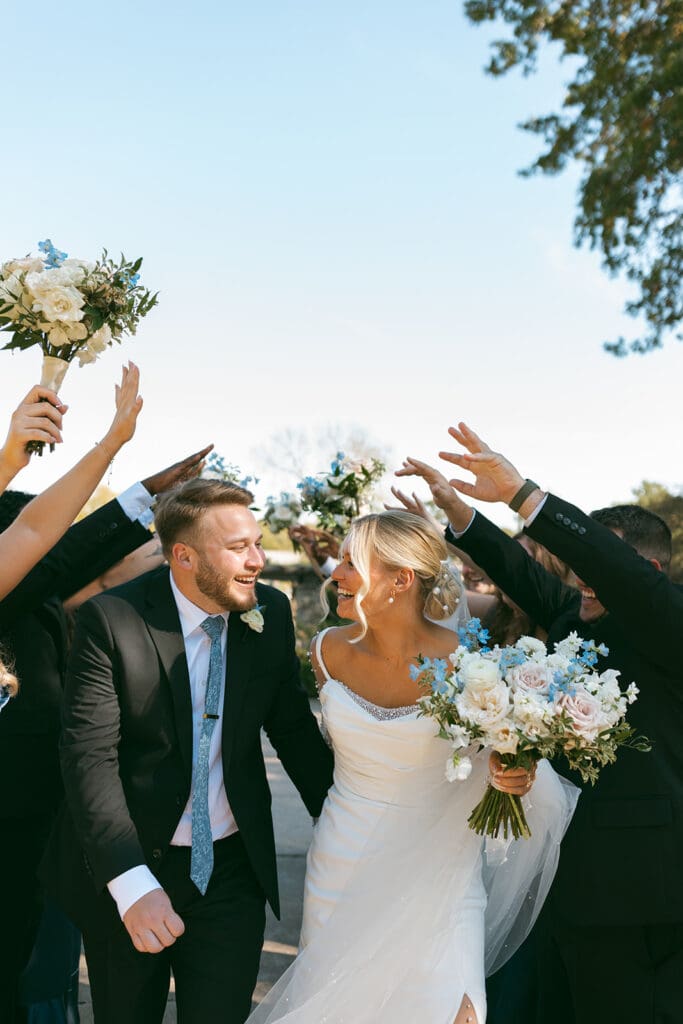 wedding party photos at loose park in kansas city