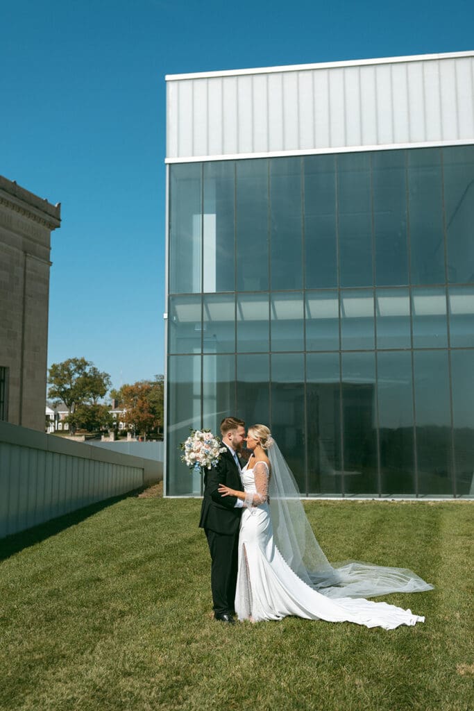 bride and groom candid moment at nelson atkins in kansas city
