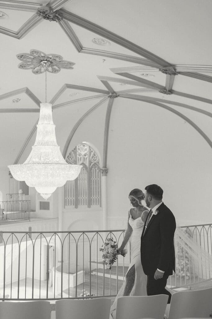 timeless bridal portraits at melrose abbey in kansas city