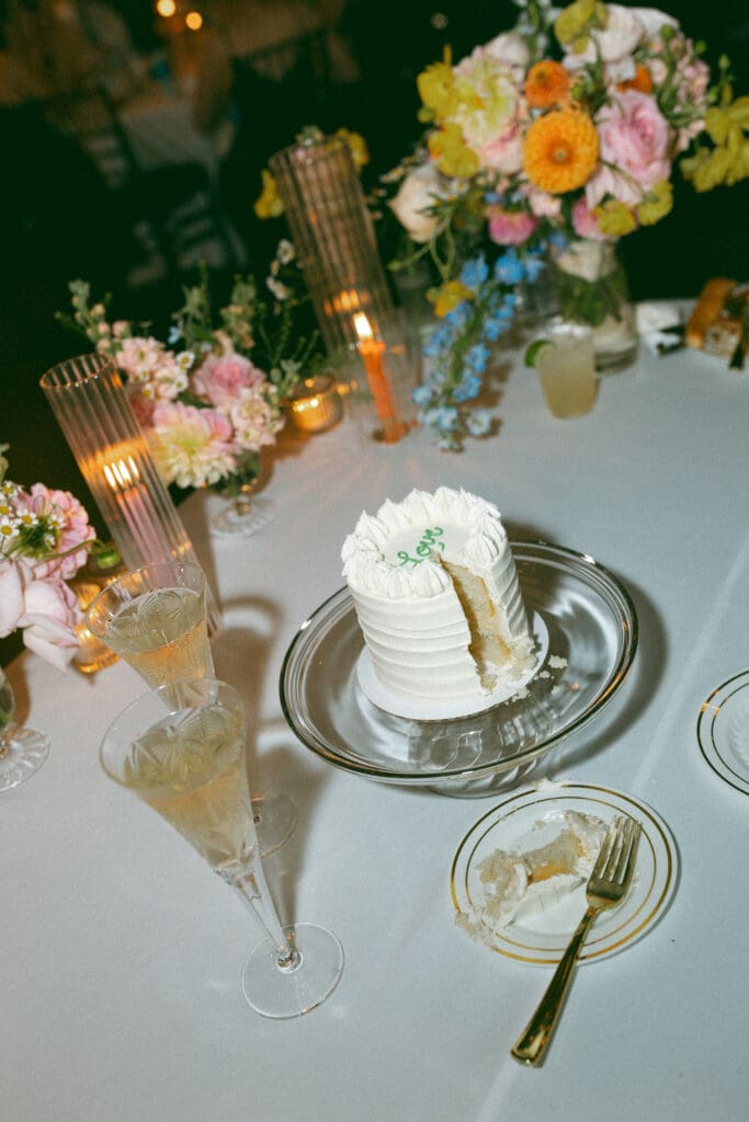 detail photo of cake in colorful, luxurious wedding reception in kansas city